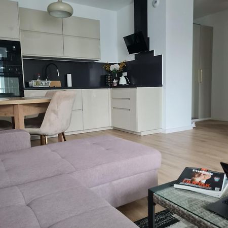 Airport Apartment Warschau Exterior foto