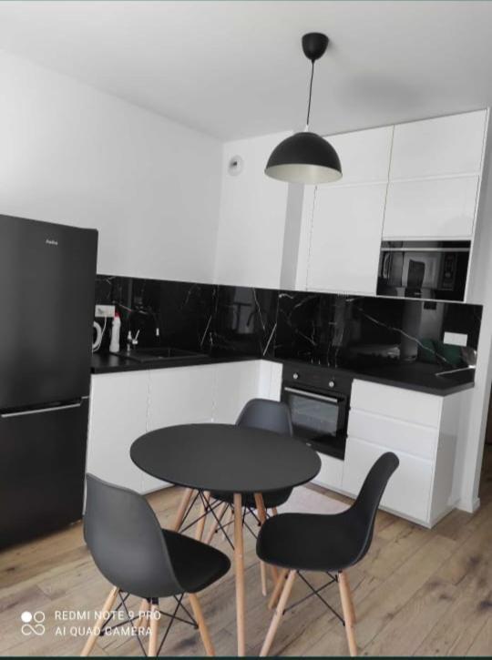 Airport Apartment Warschau Exterior foto